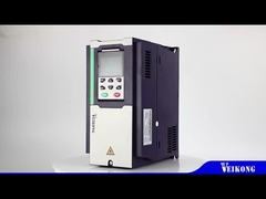 ¿ Por qué no elegir una bomba solar con inversor que le traiga un gran flujo de agua y un buen precio?